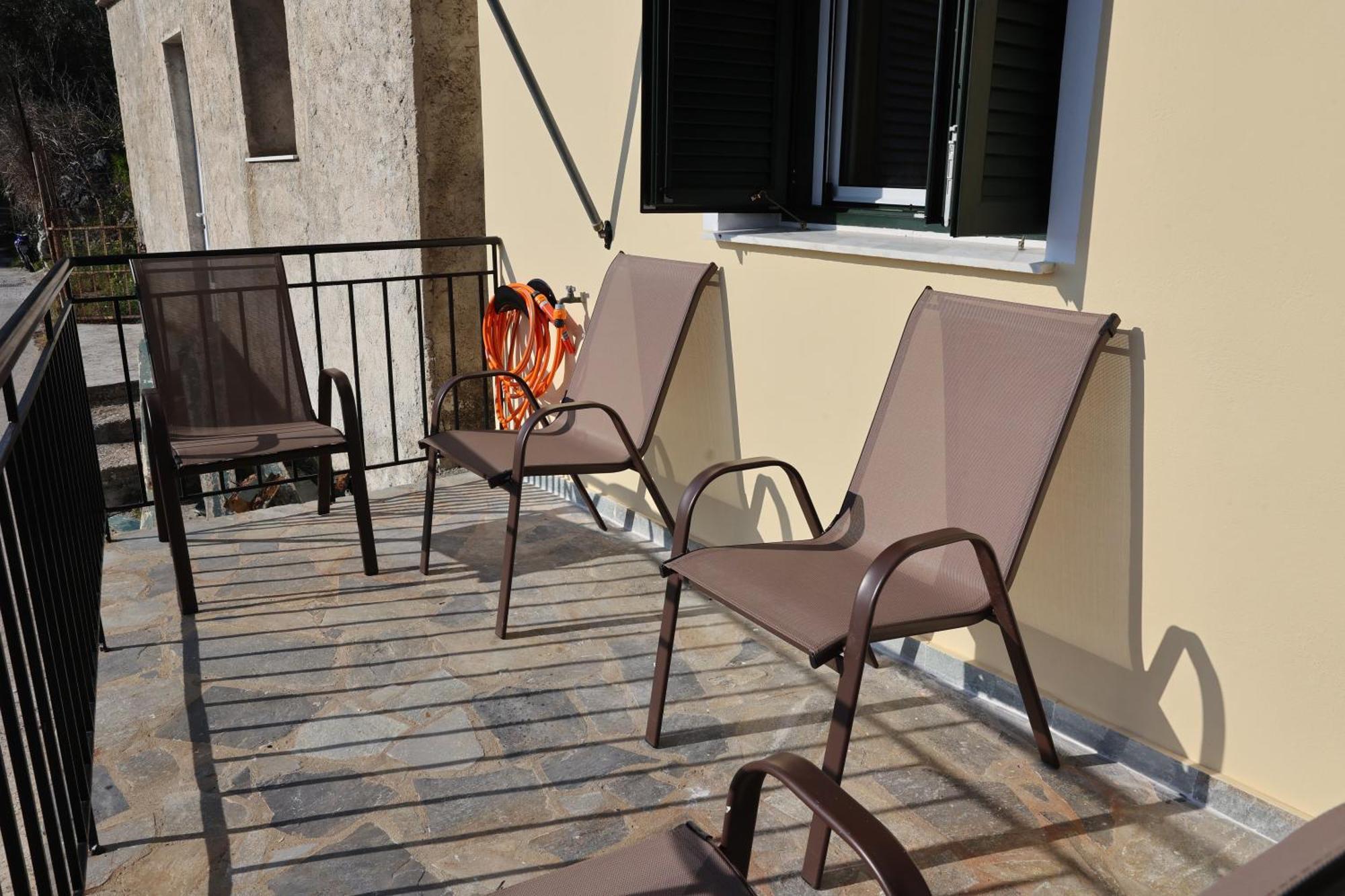 Mary'S Villas Plomari ภายนอก รูปภาพ