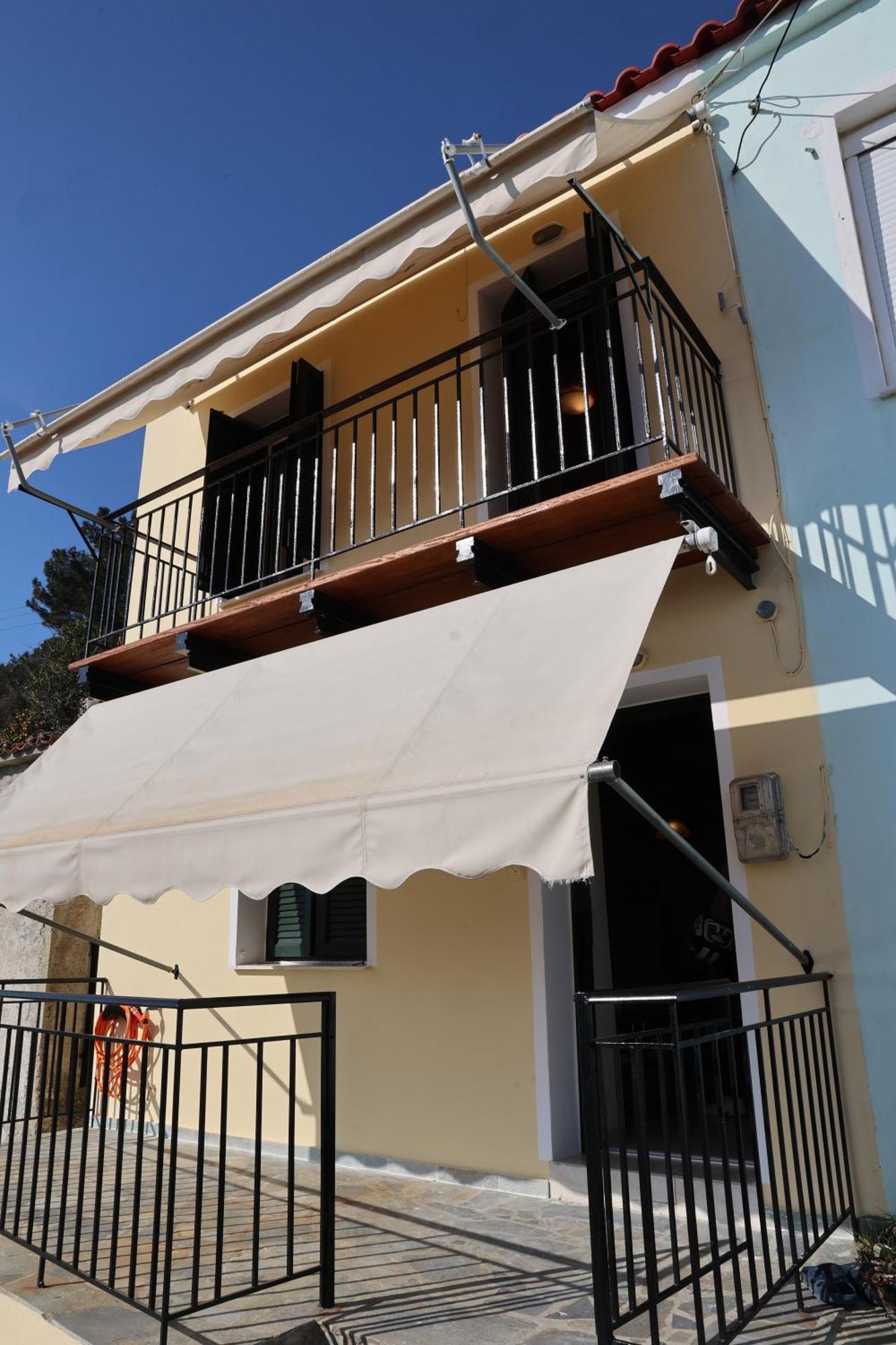 Mary'S Villas Plomari ภายนอก รูปภาพ