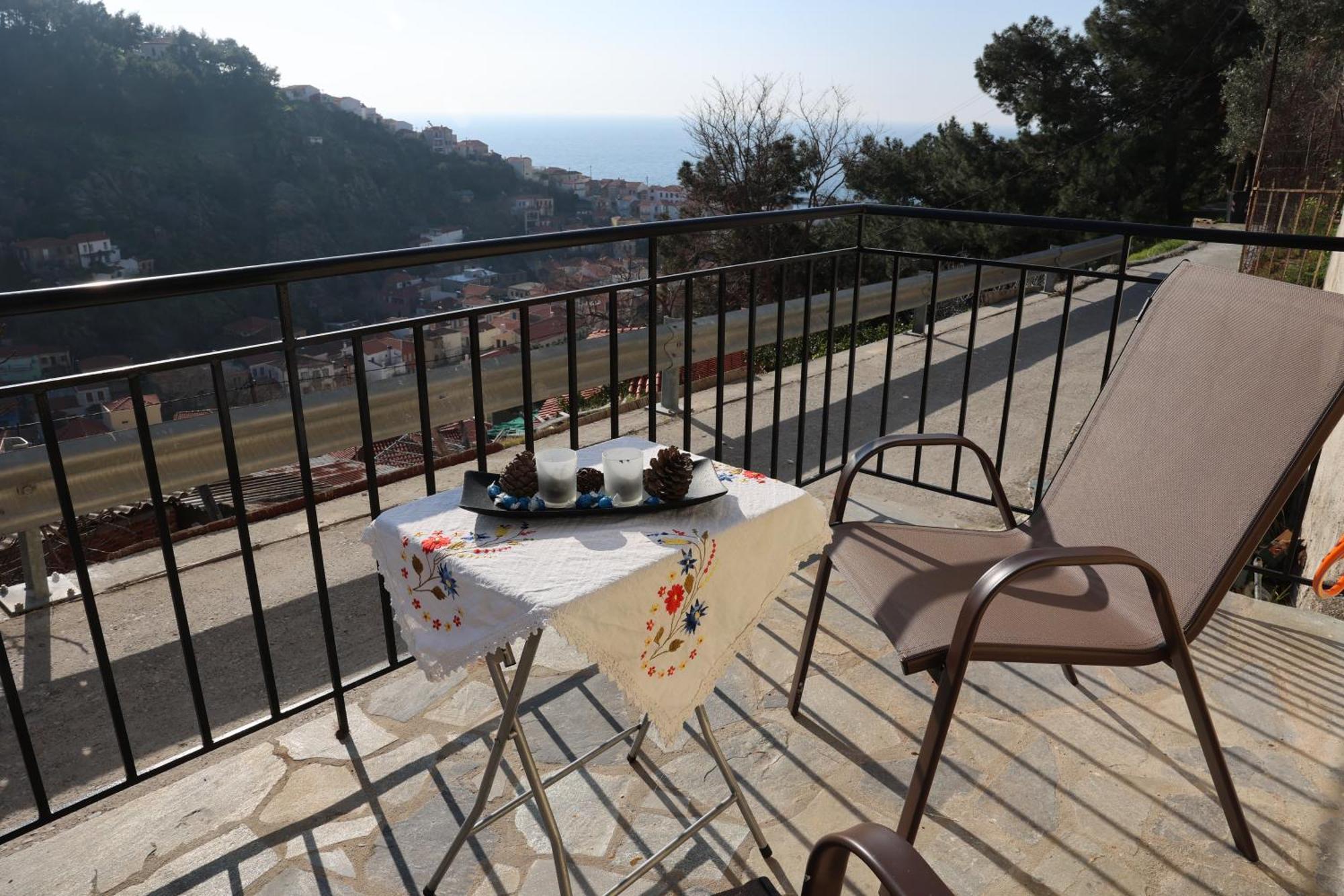 Mary'S Villas Plomari ภายนอก รูปภาพ